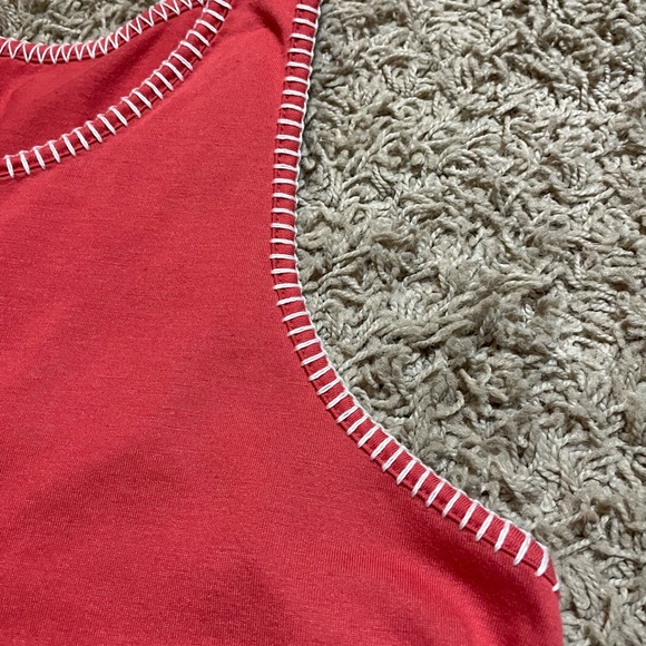 Tank top - Picture 2 of 3